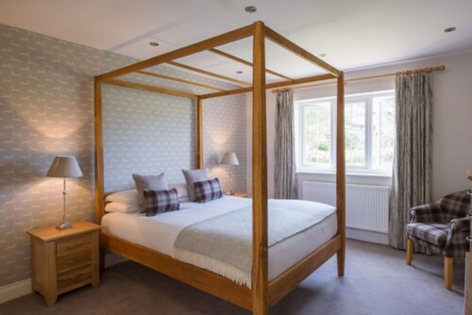 Beaulieu Hotel Lyndhurst Bagian luar foto