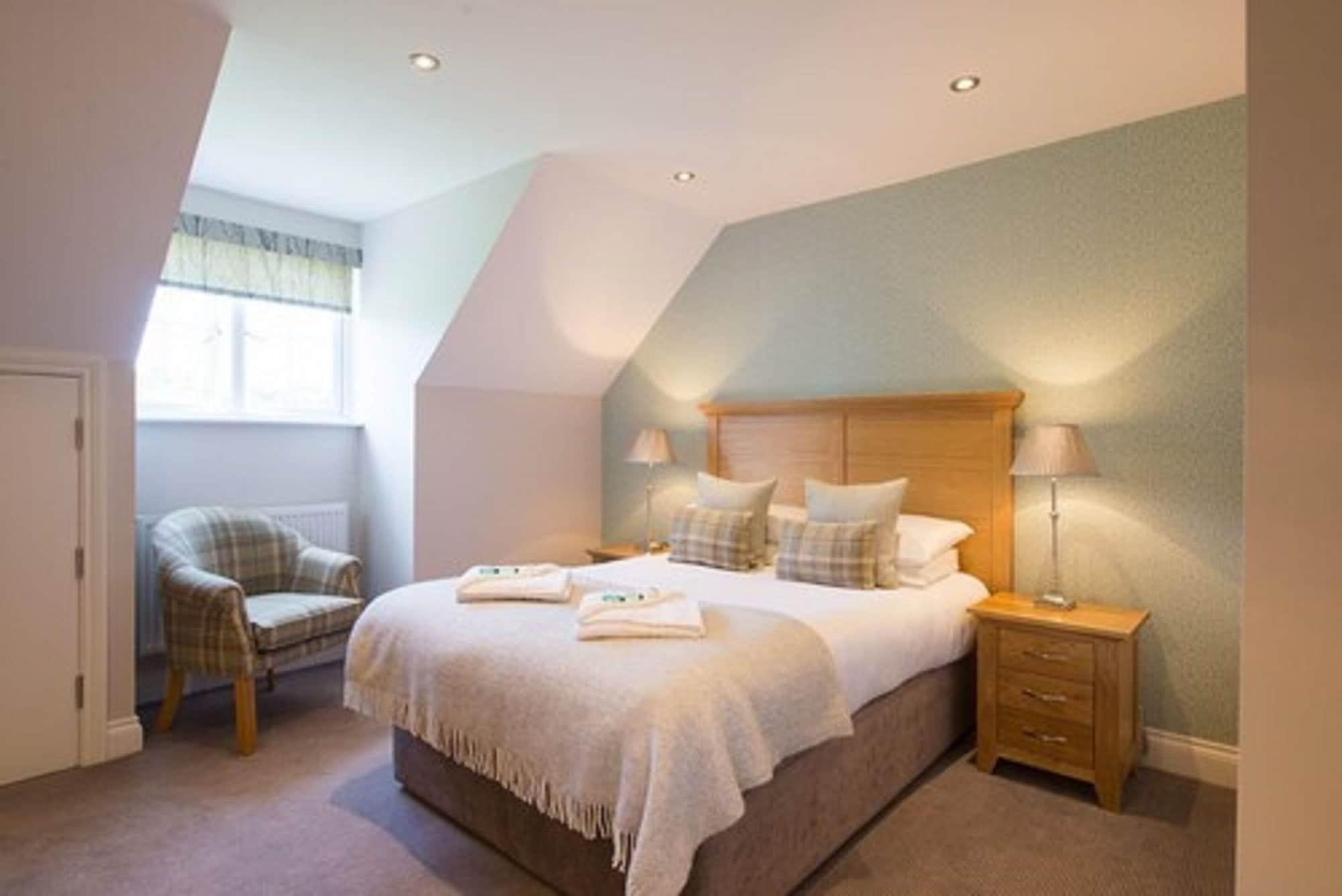 Beaulieu Hotel Lyndhurst Bagian luar foto