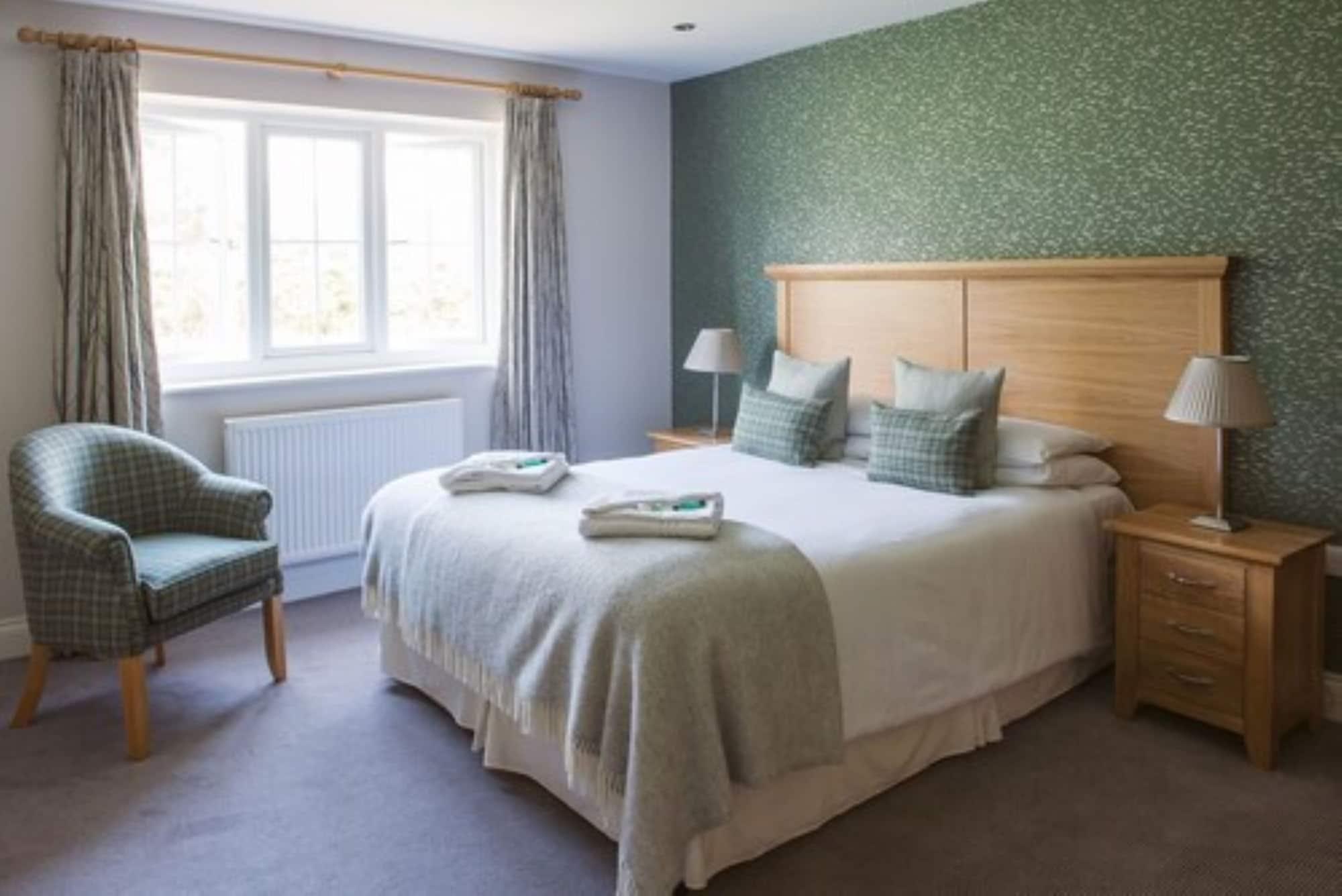 Beaulieu Hotel Lyndhurst Bagian luar foto