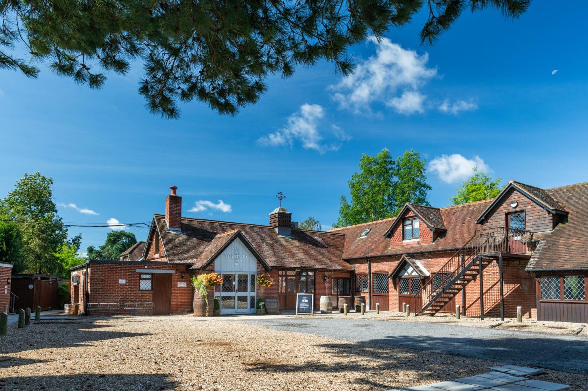 Beaulieu Hotel Lyndhurst Bagian luar foto